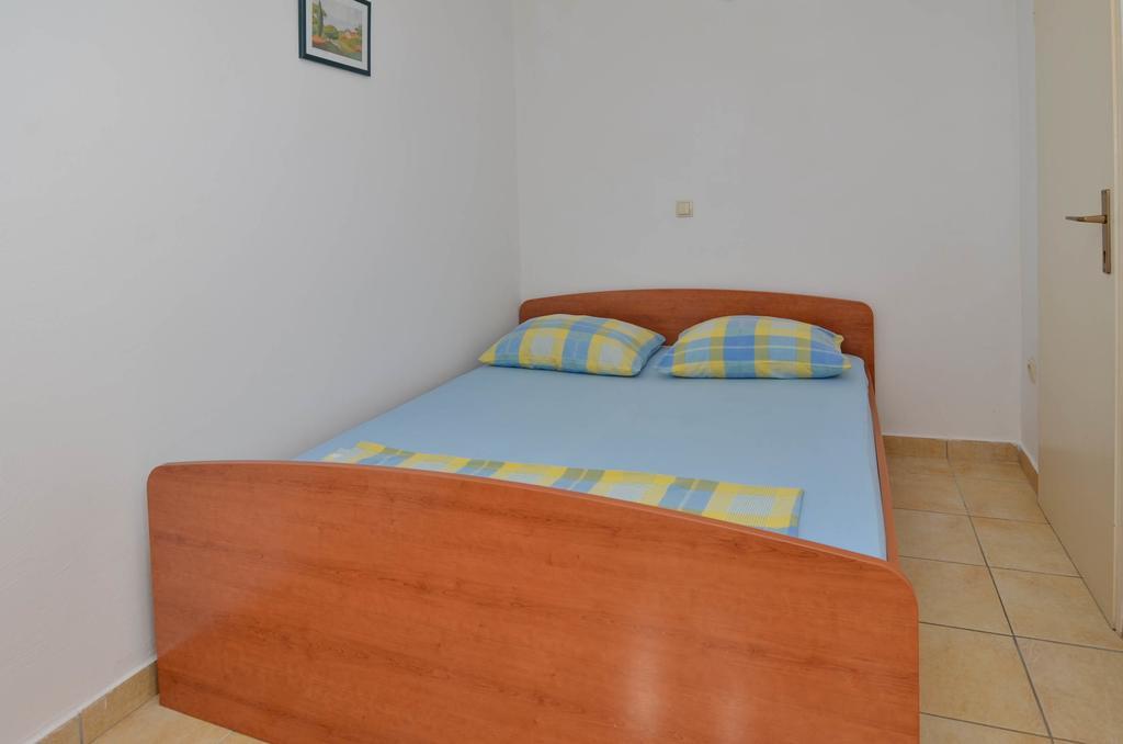 Apartments Karla Orebic Bilik gambar