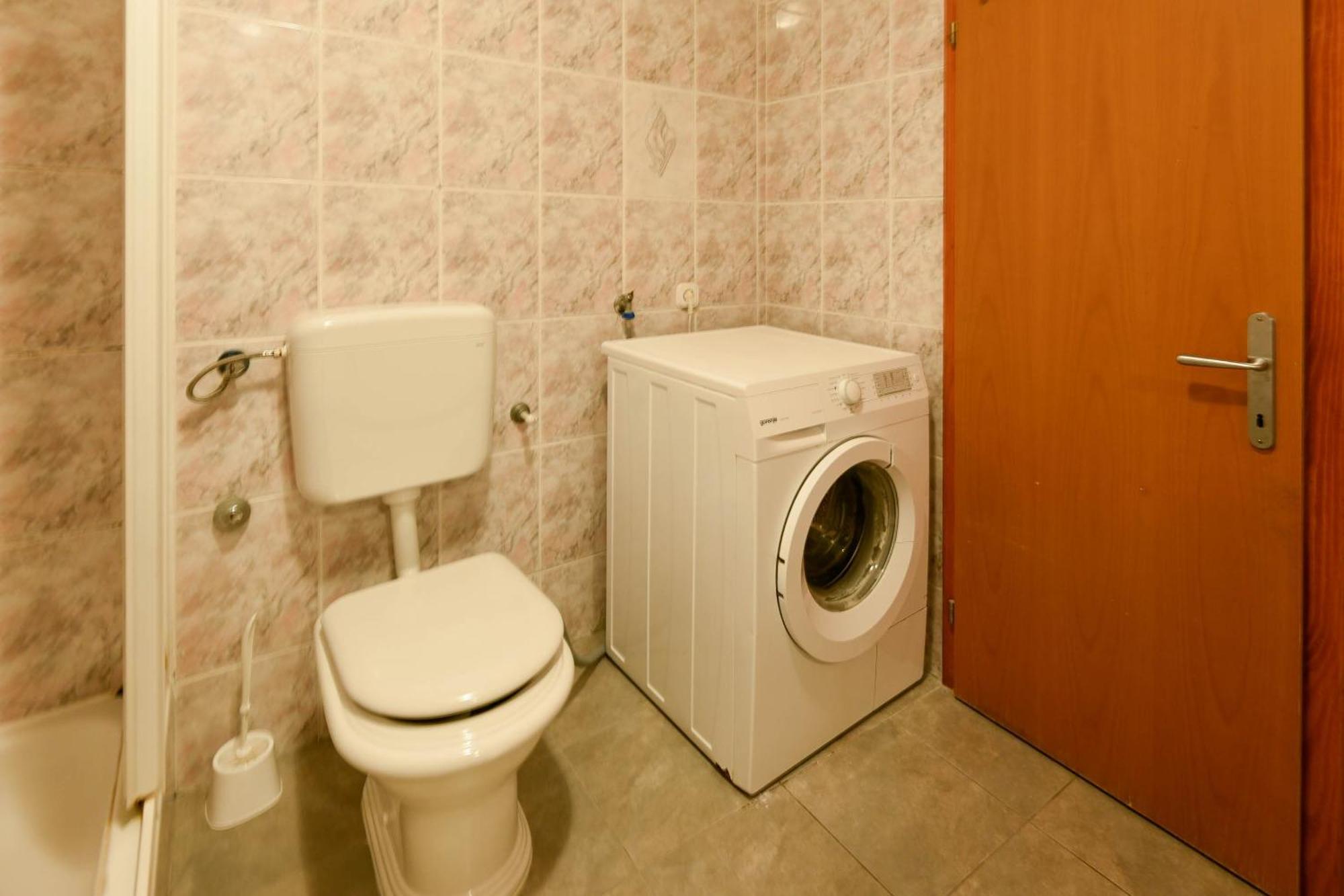 Apartments Karla Orebic Bilik gambar