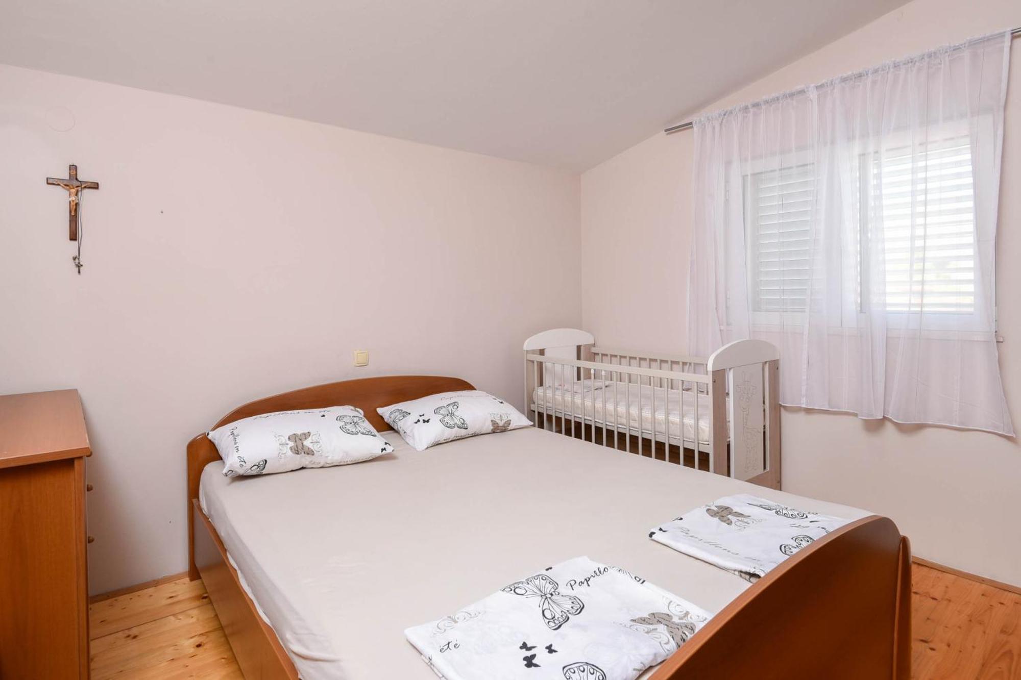 Apartments Karla Orebic Bilik gambar