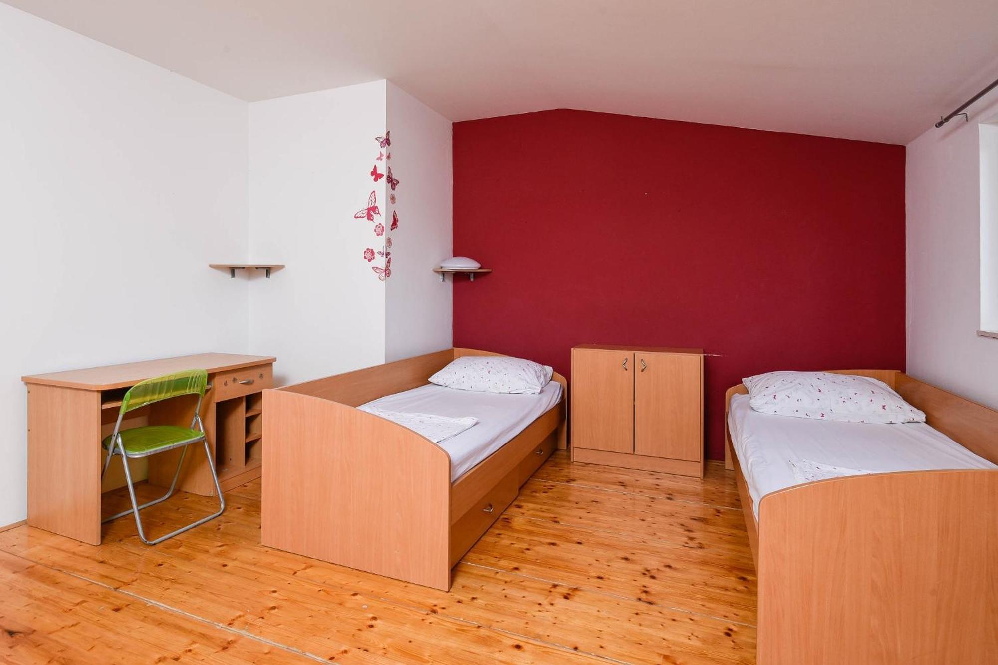 Apartments Karla Orebic Bilik gambar